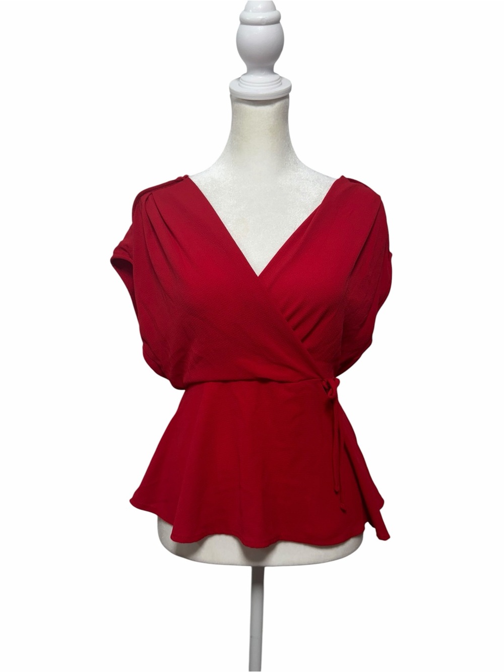 Monteau LA Red Faux Wrap Peplum Top Tie Waist Cap Sleeve V Neck Size M